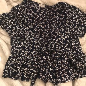 Brandy Melville Short Sleeve Shirt NWOT